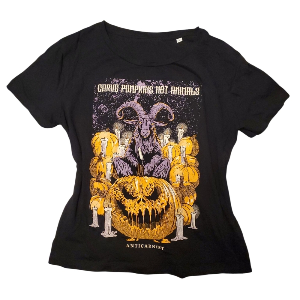 NWOT Women's Fit Anticarnist Vegan Activist Tee